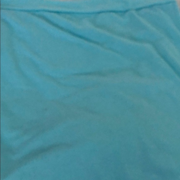 really thin hoodie fits more small and medium - Picture 3 of 3